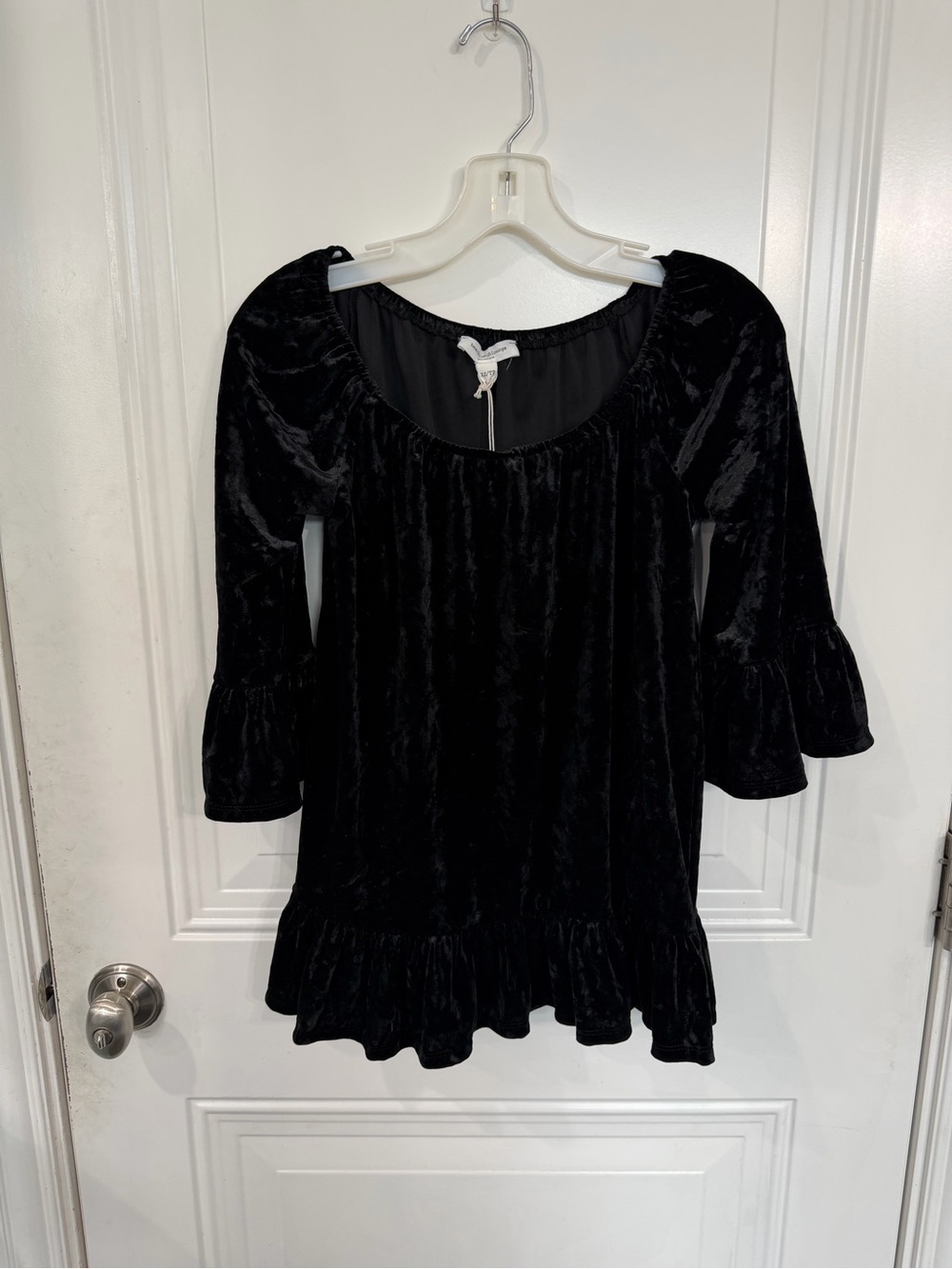 beachlunchlounge Black Velvet Ruffle-Hem Tunic